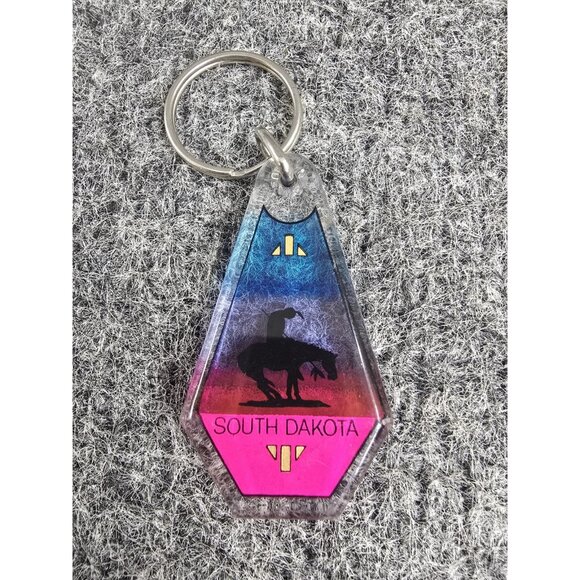 Vintage Keychain South Dakotas Colorful Teardrop Acrylic Horse - Picture 3 of 3
